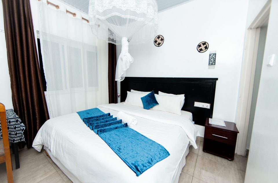 KOLY0056